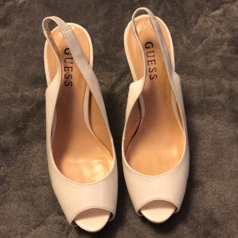 Guess shoes creamy white 4&1/2 in heal size 7